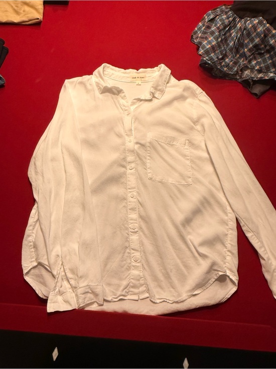 cloth & stone Tops - cloth & stone White Lightweight Button-Down Women's Shirt